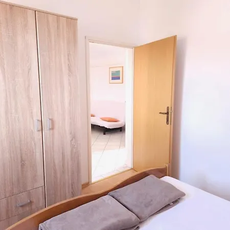 Apartmán - 27699 *